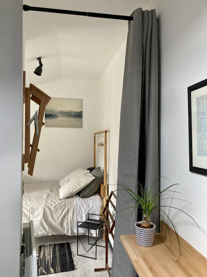 Aux 4 Logis Appart-Hotel - Studio Le Roof - Une Vue Splendide - Petit Dejeuner Inclus 1Ere Nuit Foix Exterior photo